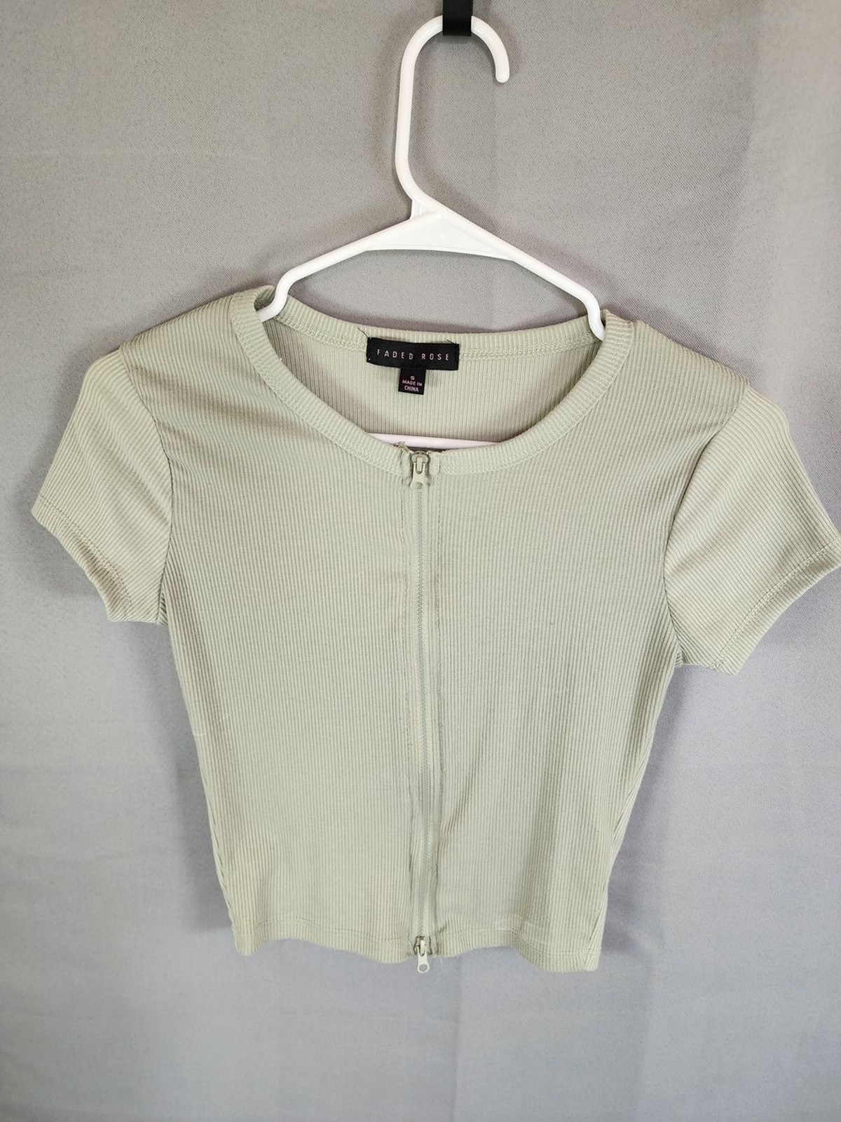 Faded Rose Sage Ribbed Zip-Front Short Sleeve Tee