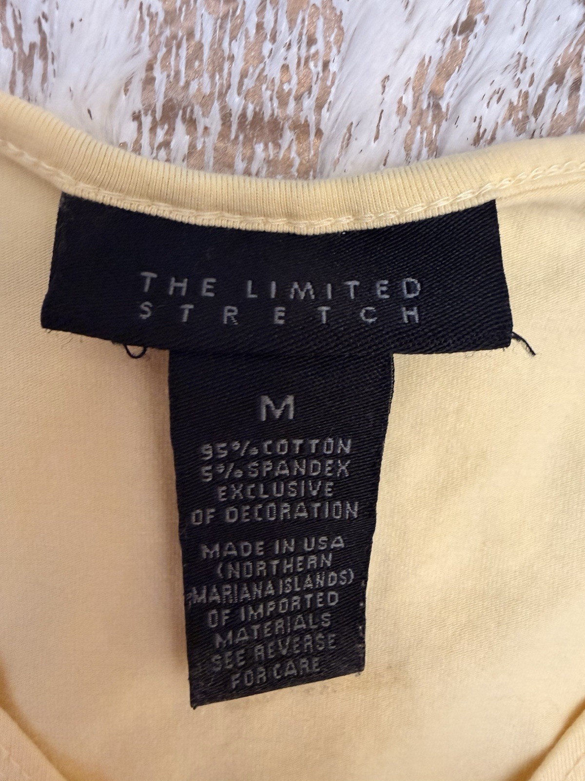 The Limited Yellow Solid Knit Stretch Cap Sleeve V-Neck Ring Pullover Tee M