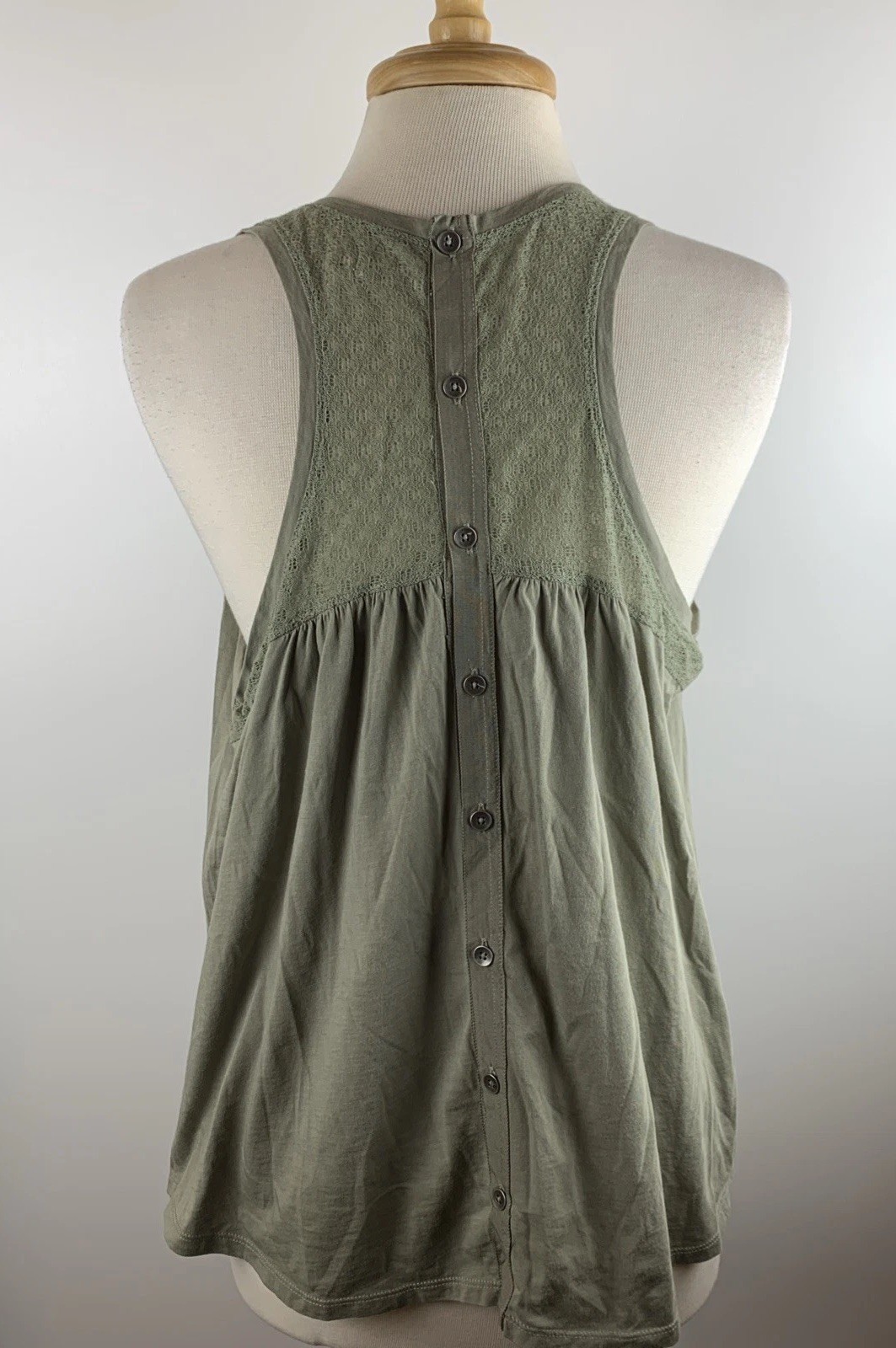 7 For All Mankind Shirt Womens Medium Green Button Back Lace Detail RacerBack