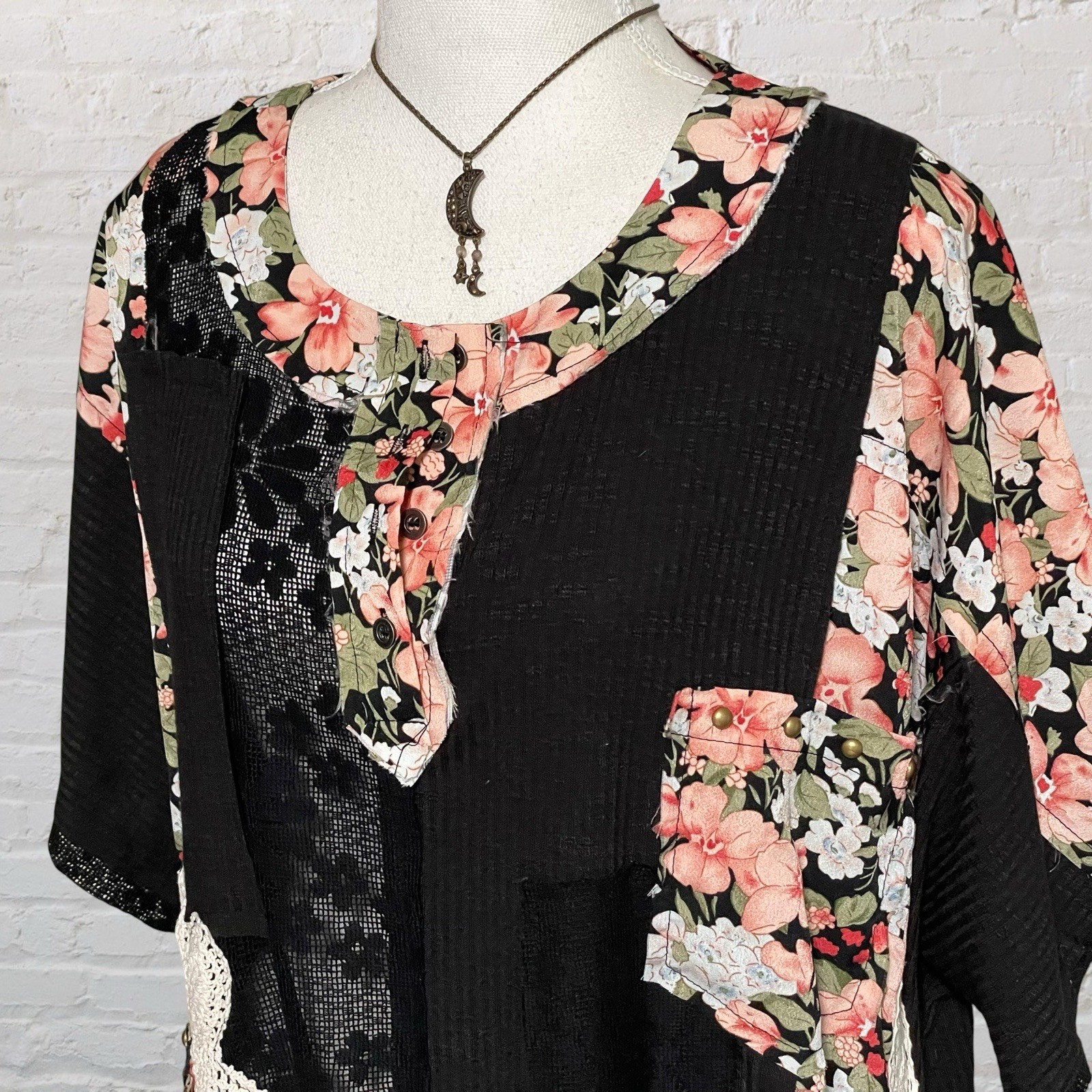 POL patchwork black floral boho hippie oversize top S crochet grunge studs lace