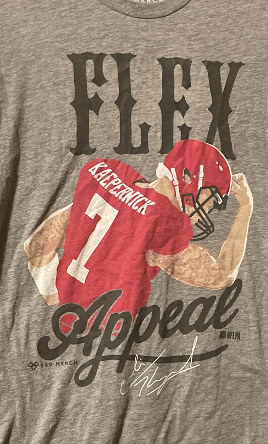 COLIN KAEPERNICK WOMEN’S SHORT SLEEVE CREW NECK T SHIRT SIZE SMALL