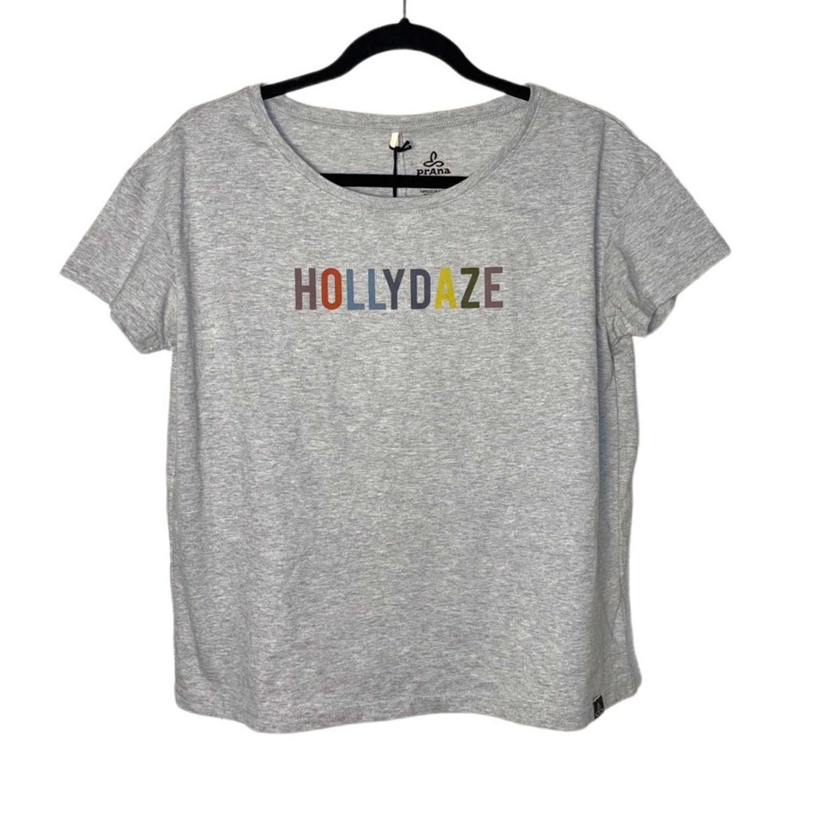 NWT prAna T-Shirt Woman’s size XS | Deysi Top HOLLYDAZE graphic Tee Heather Gray