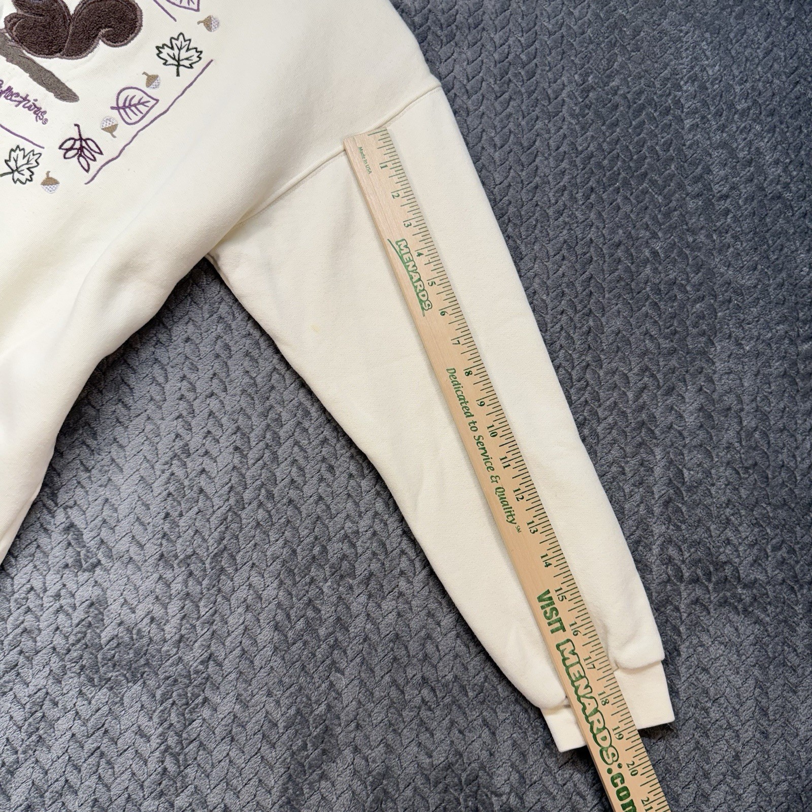 Vintage 90s Northern Reflections Squirrel Sweatshirt Women M Ivory Embroidered