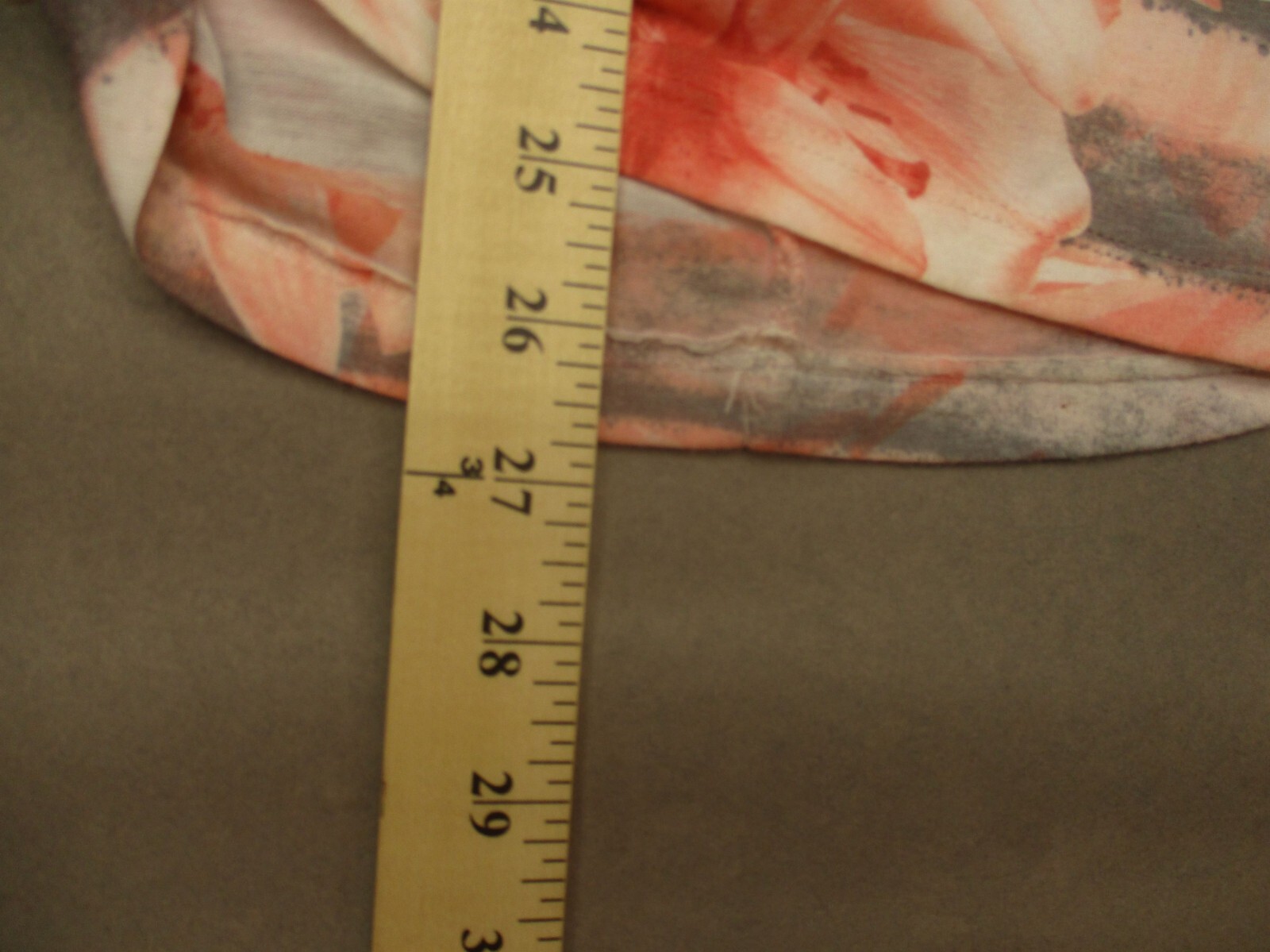 Espresso Size L Women Floral Round Neck Short Sleeve Gathered Side Flowy Top 429