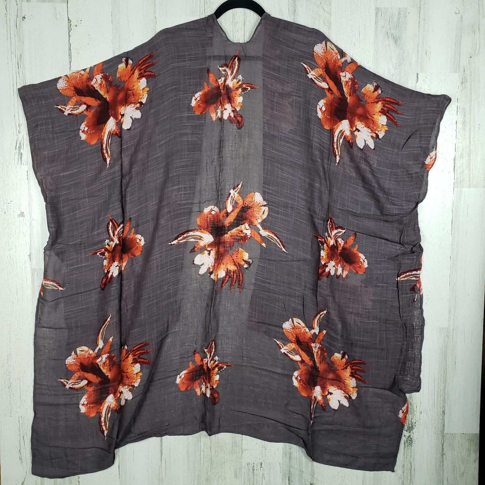 New Gray Floral Print Open Front Boho Flower Lightweight Kimono Women’s One Size