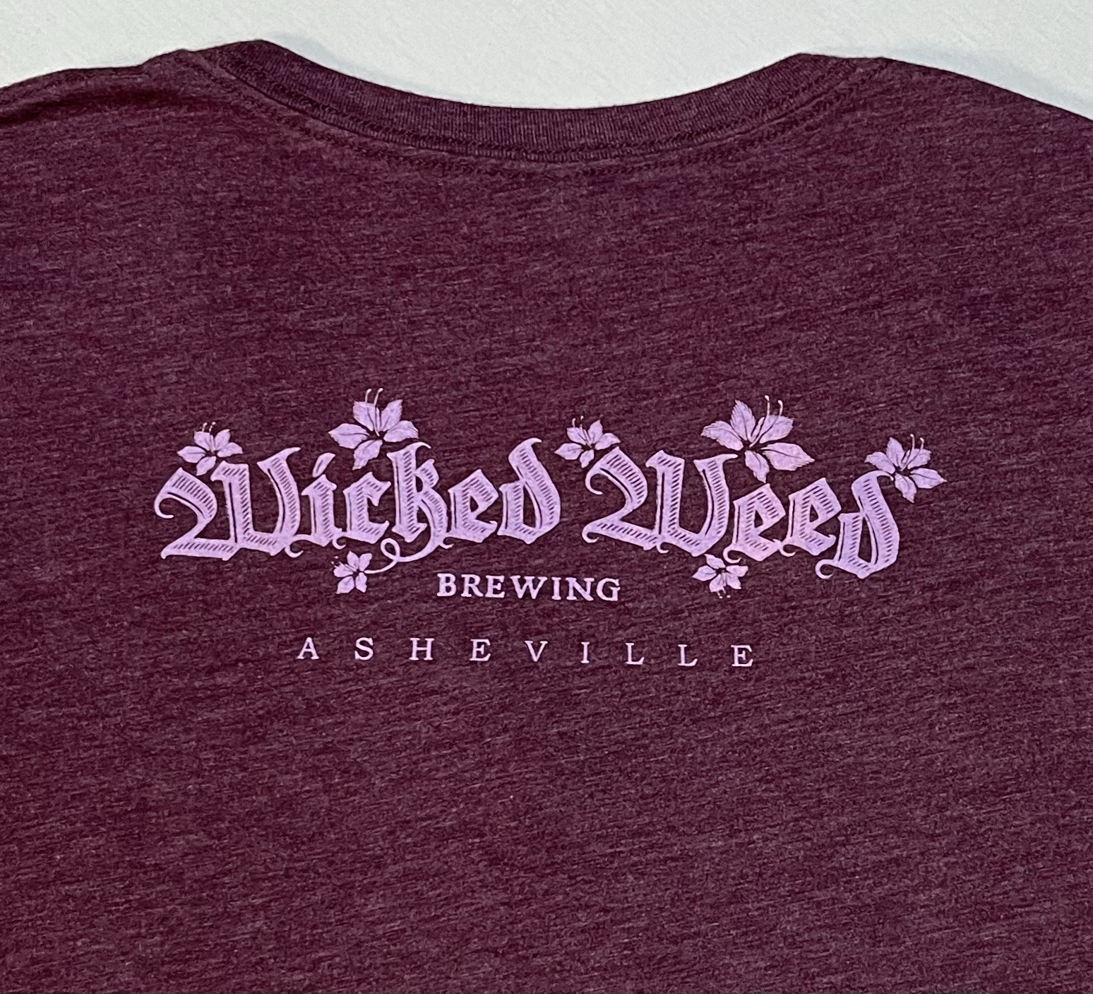 Wicked Weed Brewing V-Neck Plum 2-Sided T-Shirt Asheville NC Sz L Chest 33” Hops