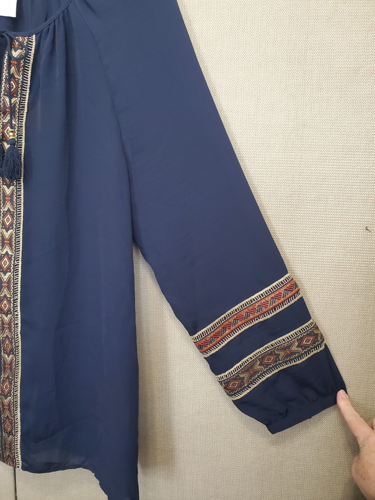 Chico’s Blue Aztec Embroidered Panels Tie-Neck Tasseled Boho Blouse Size 1 MED