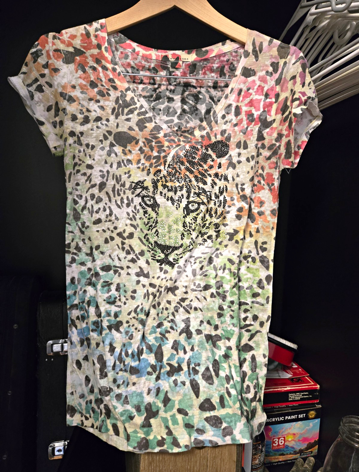 Vintage Y2K Twentyone Colorful Leopard Cheetah Face Rhinestone Graphic Tee L