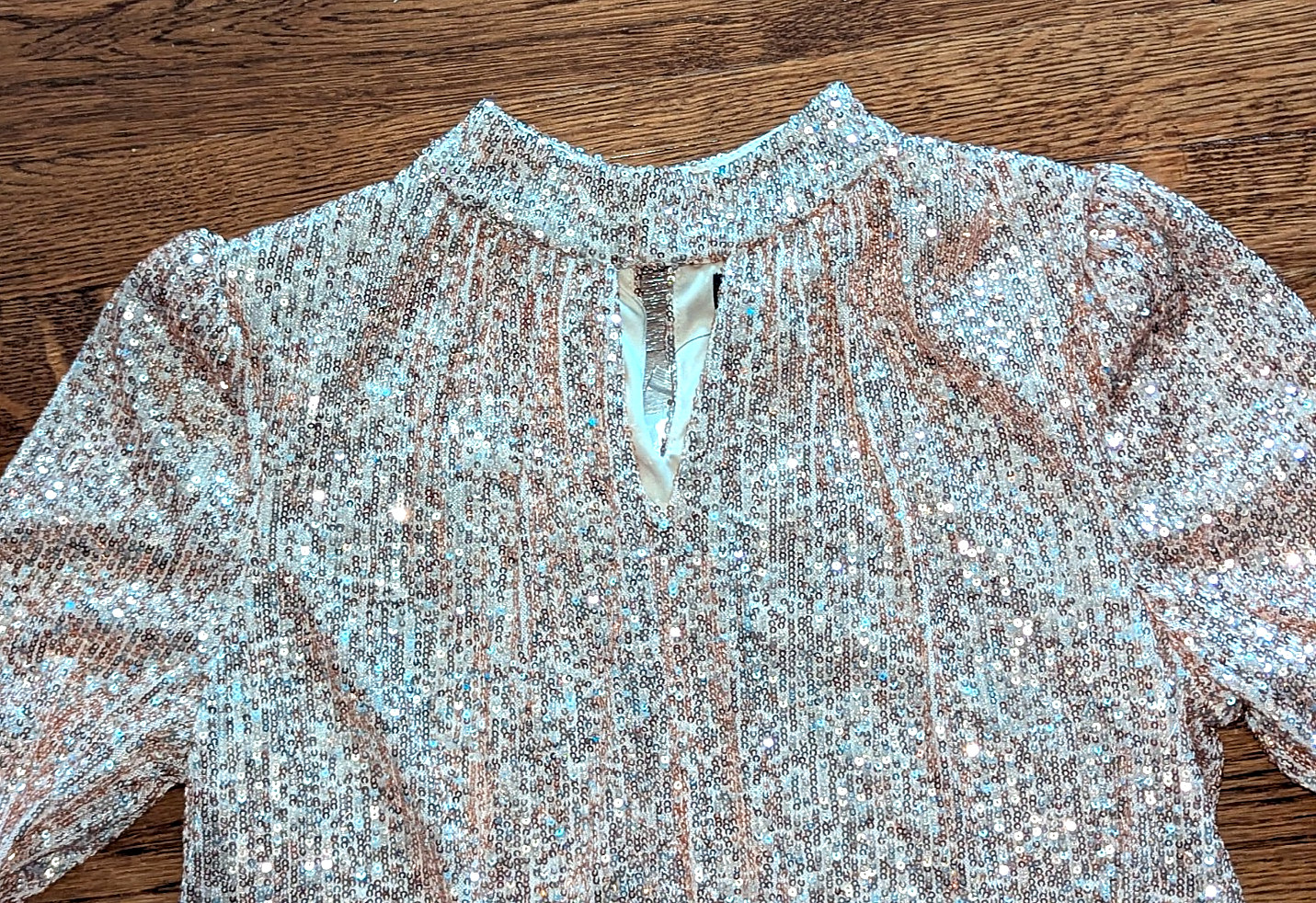 The Limited Belk Womens Gold Sequin Top Long Sleeve Sparkle Lined Extra Button M
