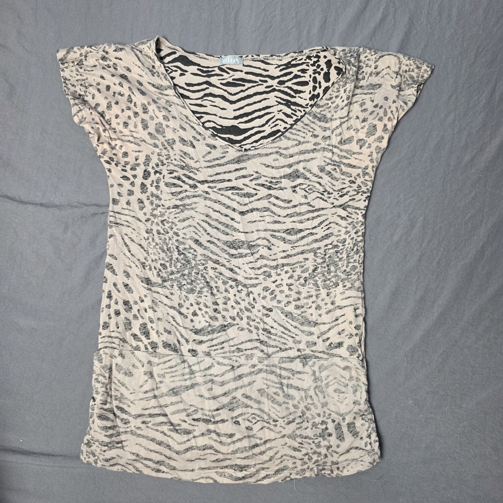 delia’s women’s shirt y2k animal print inside out look small