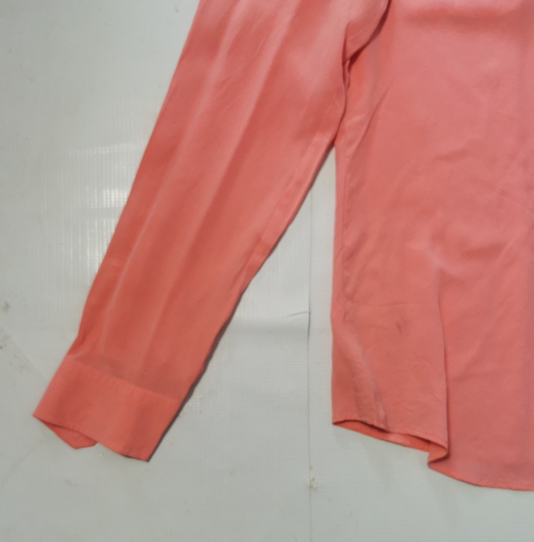 Maxmara Silk Blouse. Elegant Vtg silk blouse. Salmon. Used. 100% silk size: M