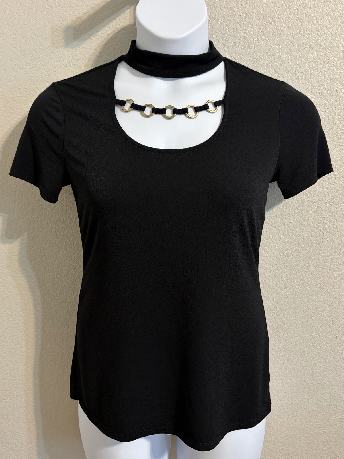 BOLD Elements ladies size M blouse with cutout.