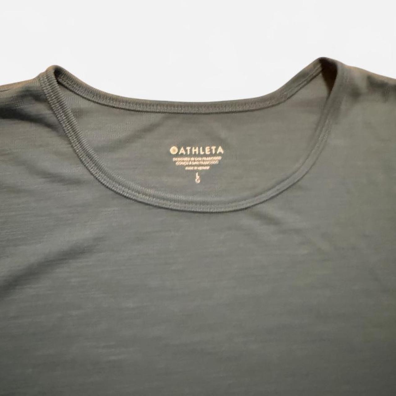 Athleta Women’s athleisure wear Blue Tshirt