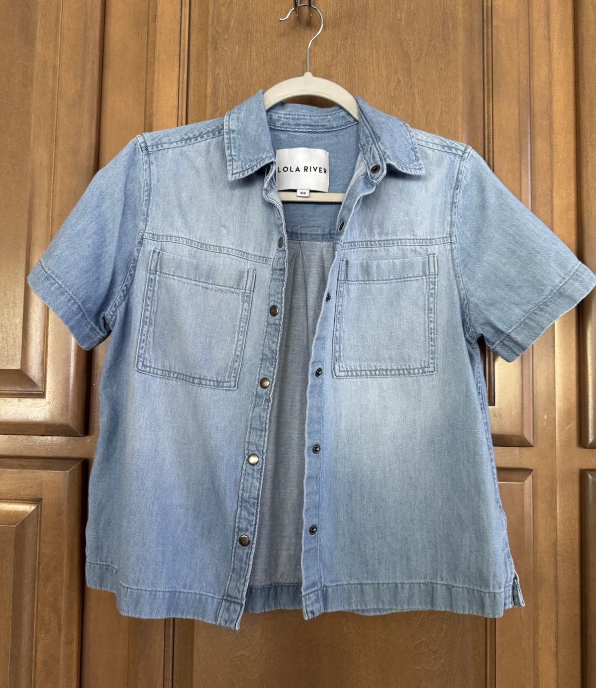 LOLA RIVER Womens Cropped Blue Denim Shirt ~ Size XS ~ 100% Cotton