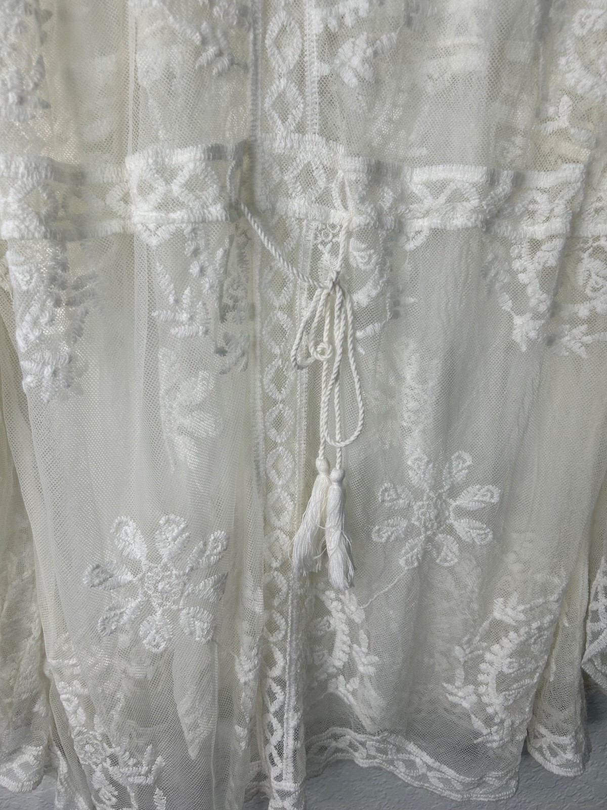 Lace Kimono Cover Up Size 2X Sheer White Bell Sleeves Boho Beach Vacation Resort