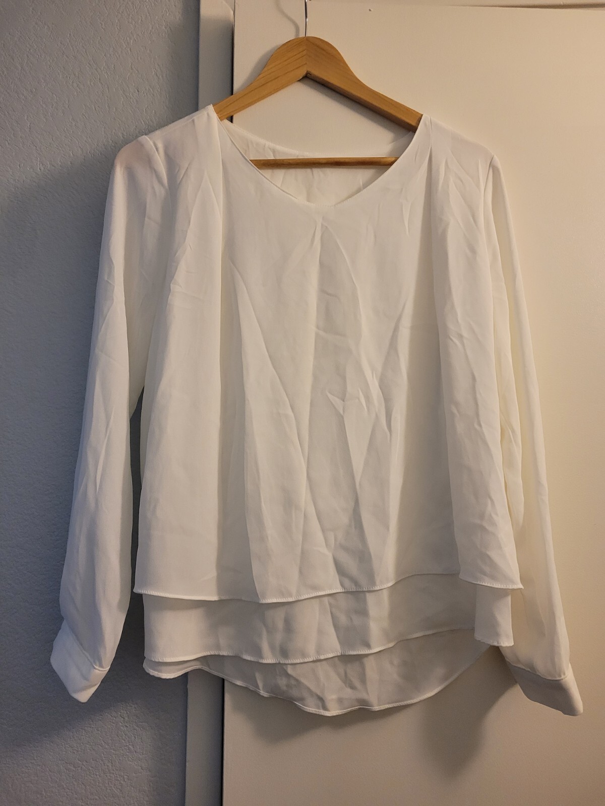 Elegant Minimalist White Korean Blouse