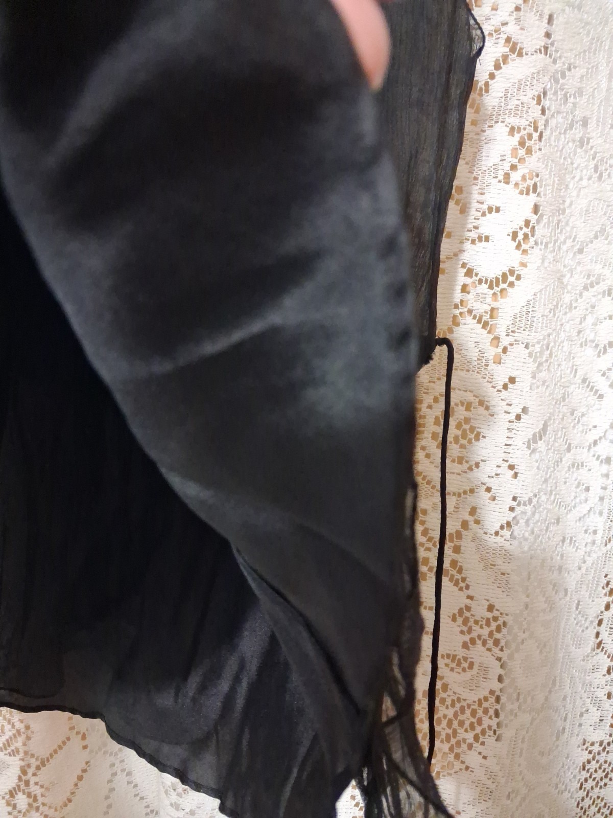 BLACK SILK SHEER BLOUSE W CAMISOLE BY DIFFUSION D…NEW W TAGS. NiCE!! Size…