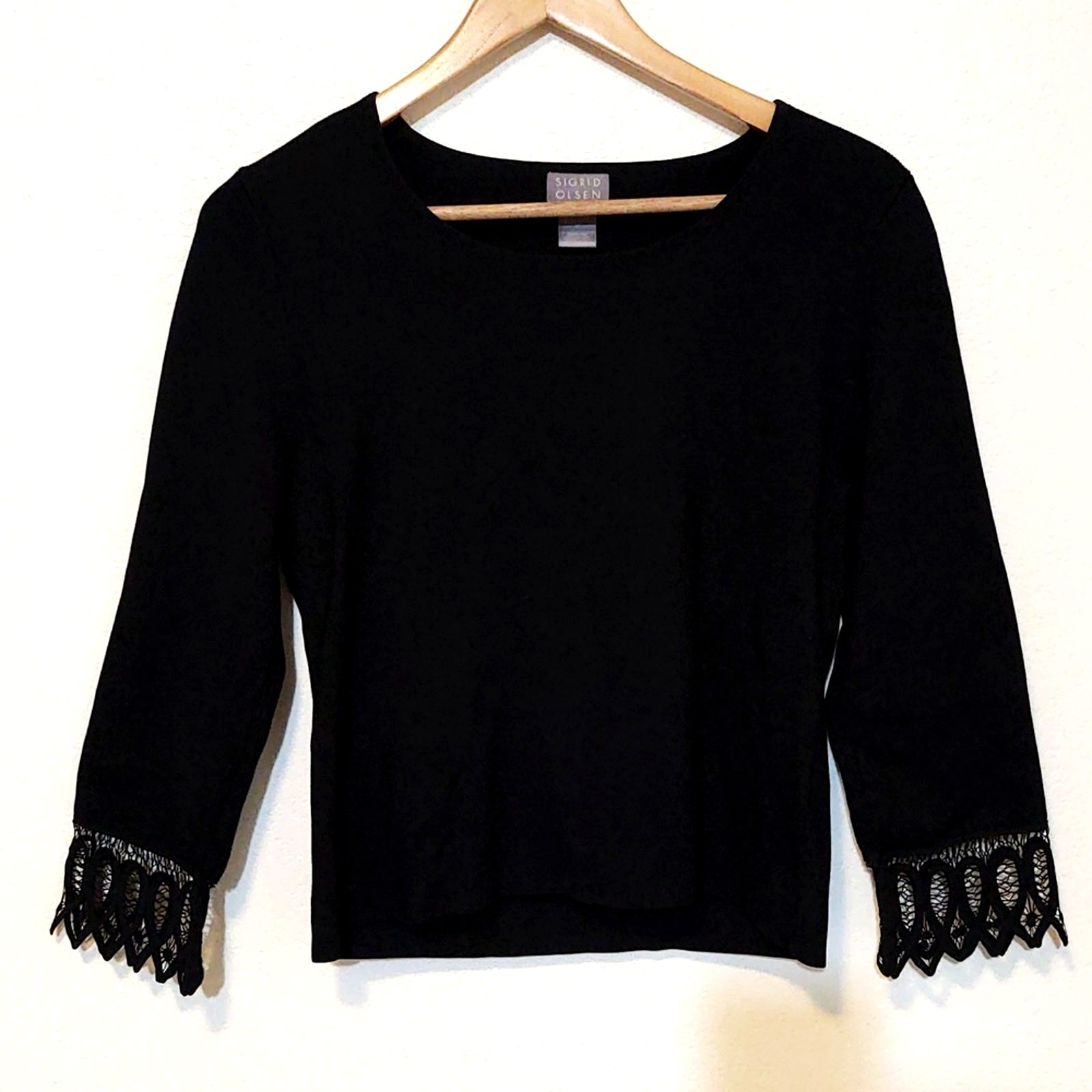 Sigrid Olsen silk nylon blend black top with lace cuffs