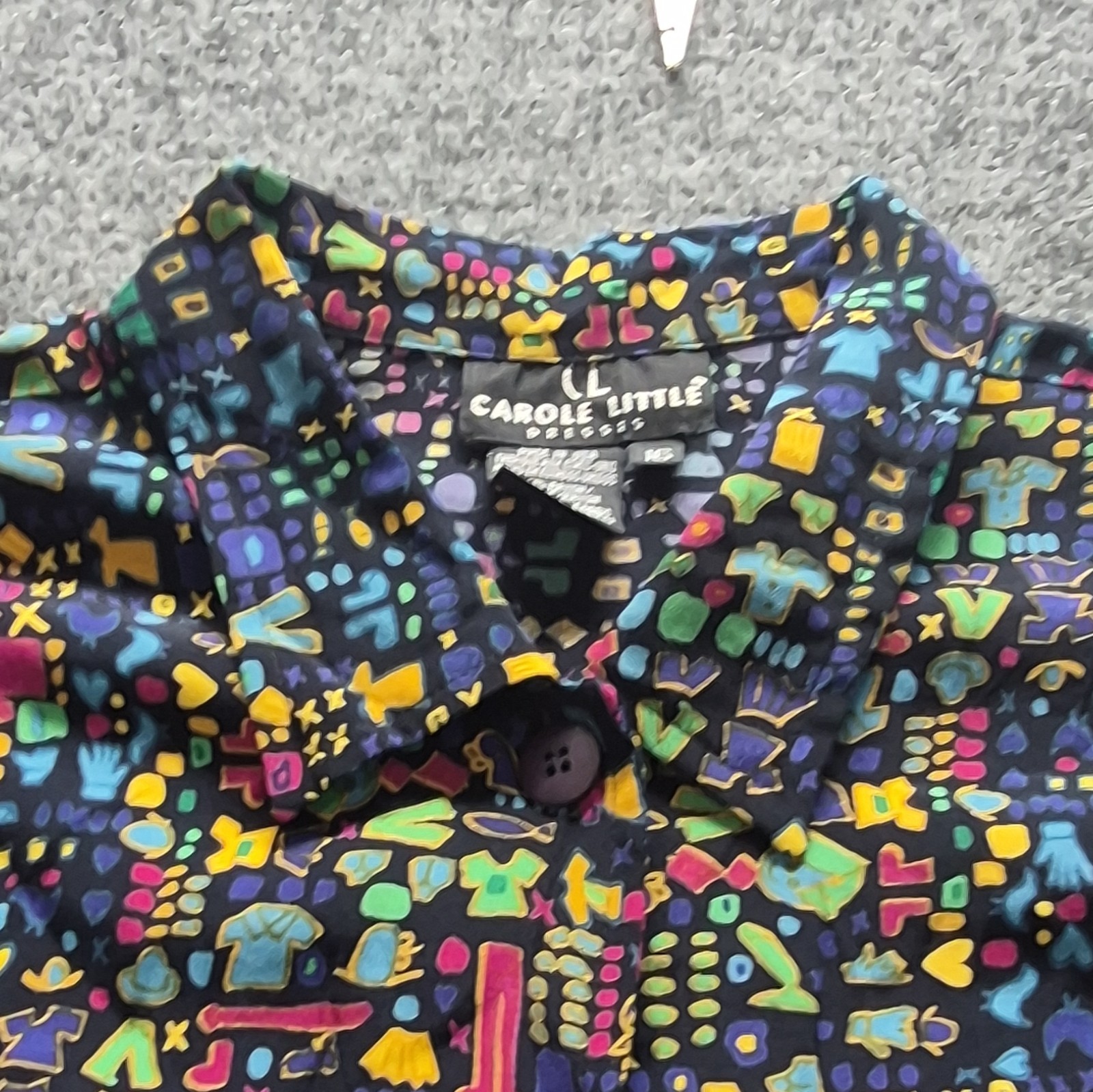 Carole Little Women’s 16 Black/Multicolor Collared SS Button-Down Blouse