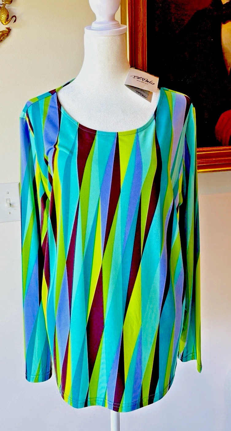 DESIGNER, BOB MAKIE” TAGGED TOP, “WEARABLE ART”, SIZE L, L SLEEVES, MACHINE WASH