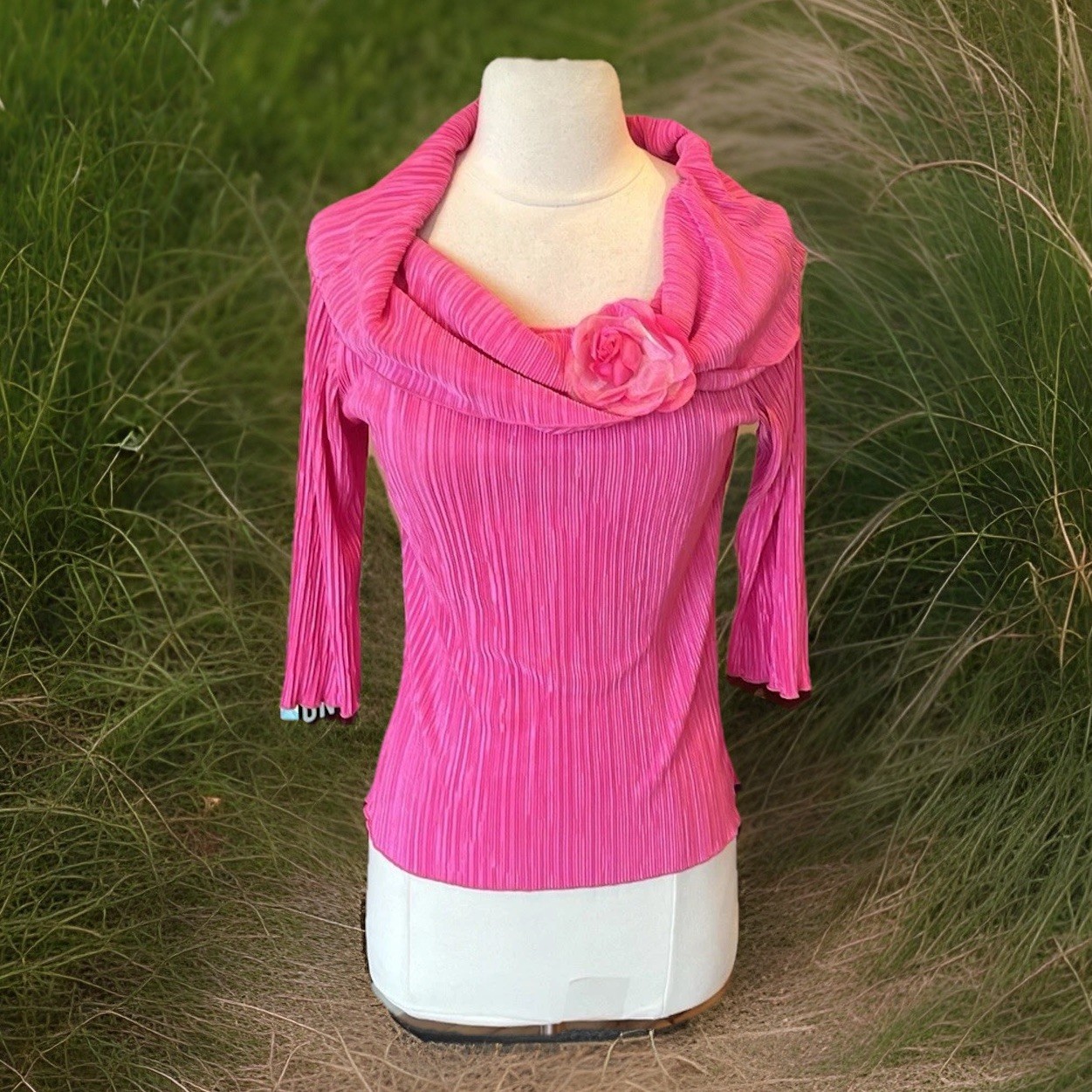 Feminine Pink Drape Neck Pressed Flower Top Women’s Small