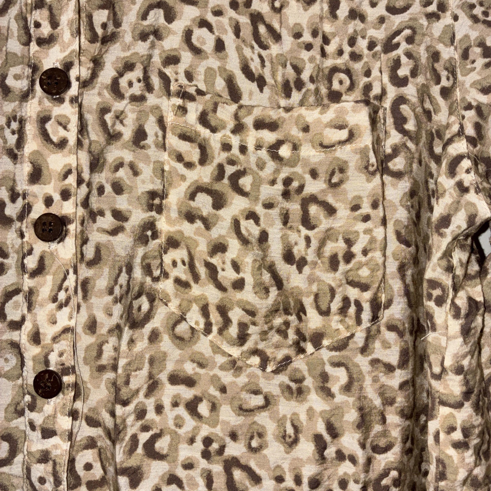 Multiples Leopard Print Artsy Button up Turn Back Cuff Collared Shirt Size M