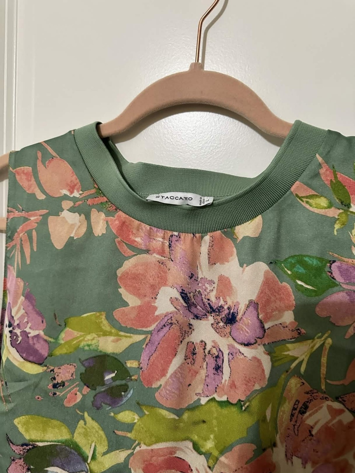 Staccato High Neck Sleeveless Women’s Floral Top Blouse Large
