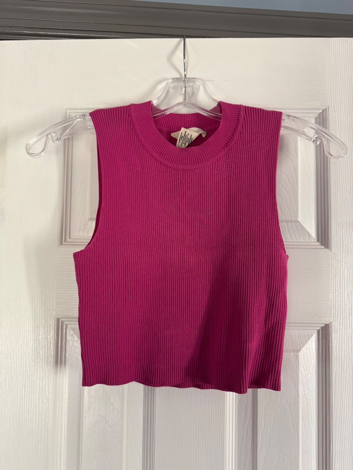 Happily Grey Size L Bright Mauve Sleeveless Ribbed Crop Top EUC