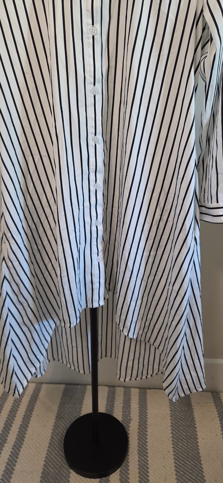 Millennium Medium Black and White Striped Button-Up Shirt Dress sz M