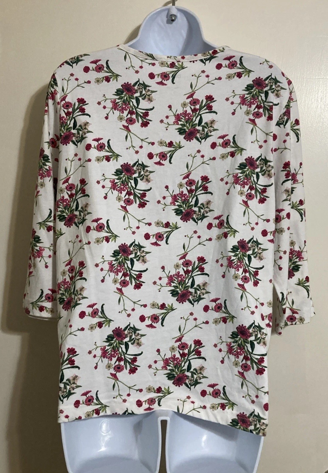 Women Blair White Floral Design 3/4 Sleeve Pullover Cotton Blend Top Sz M