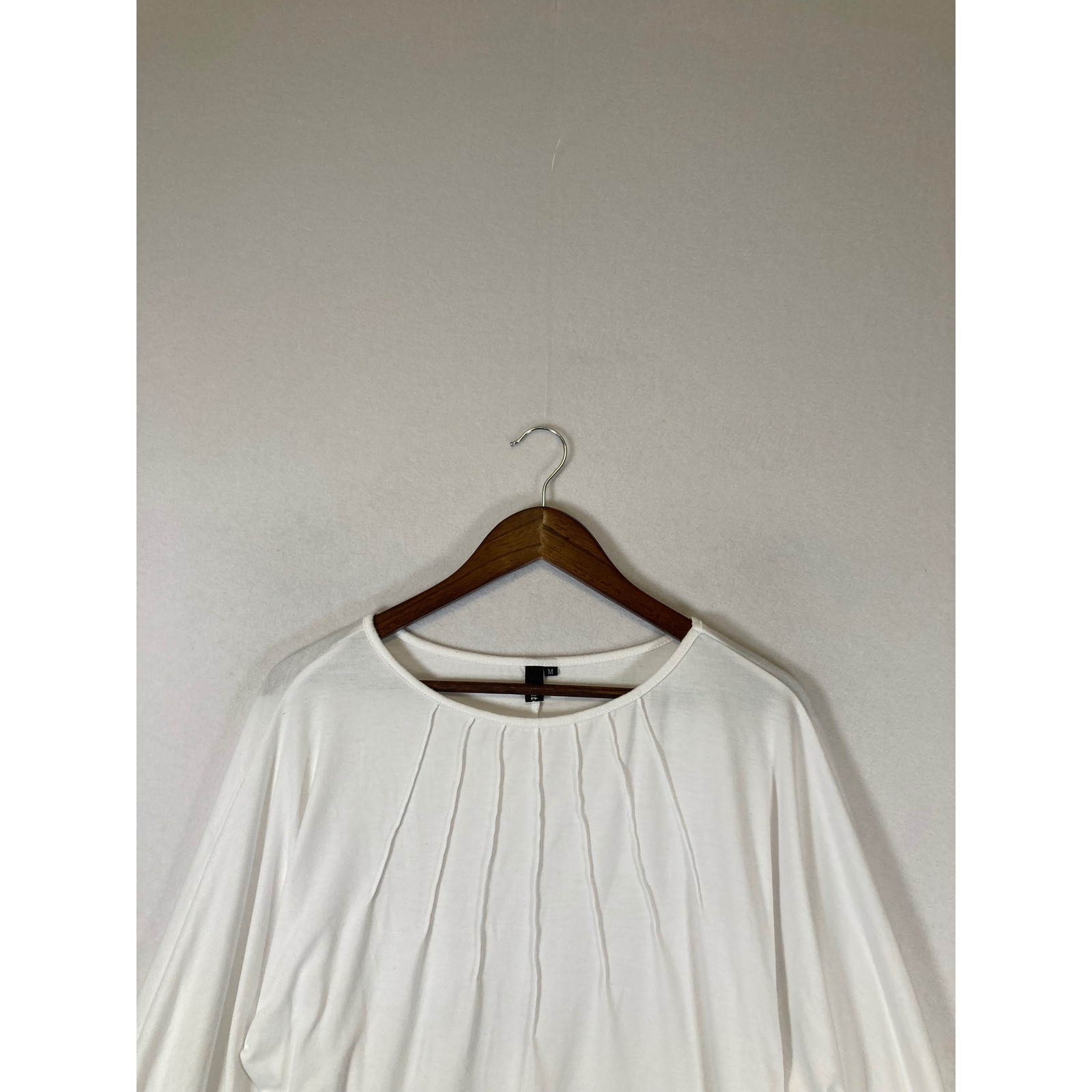 Minimalist Automet Women Med White Pleated Neck Smocked Cuff Balloon Sleeve Top