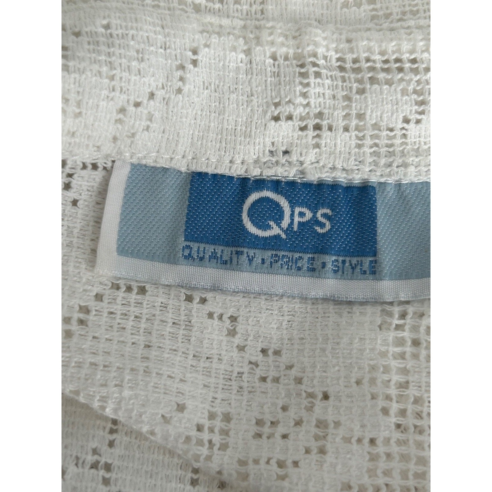 Vintage QPS Top Size M 100% Cotton Floral Lace Embroidered Button Up Blouse