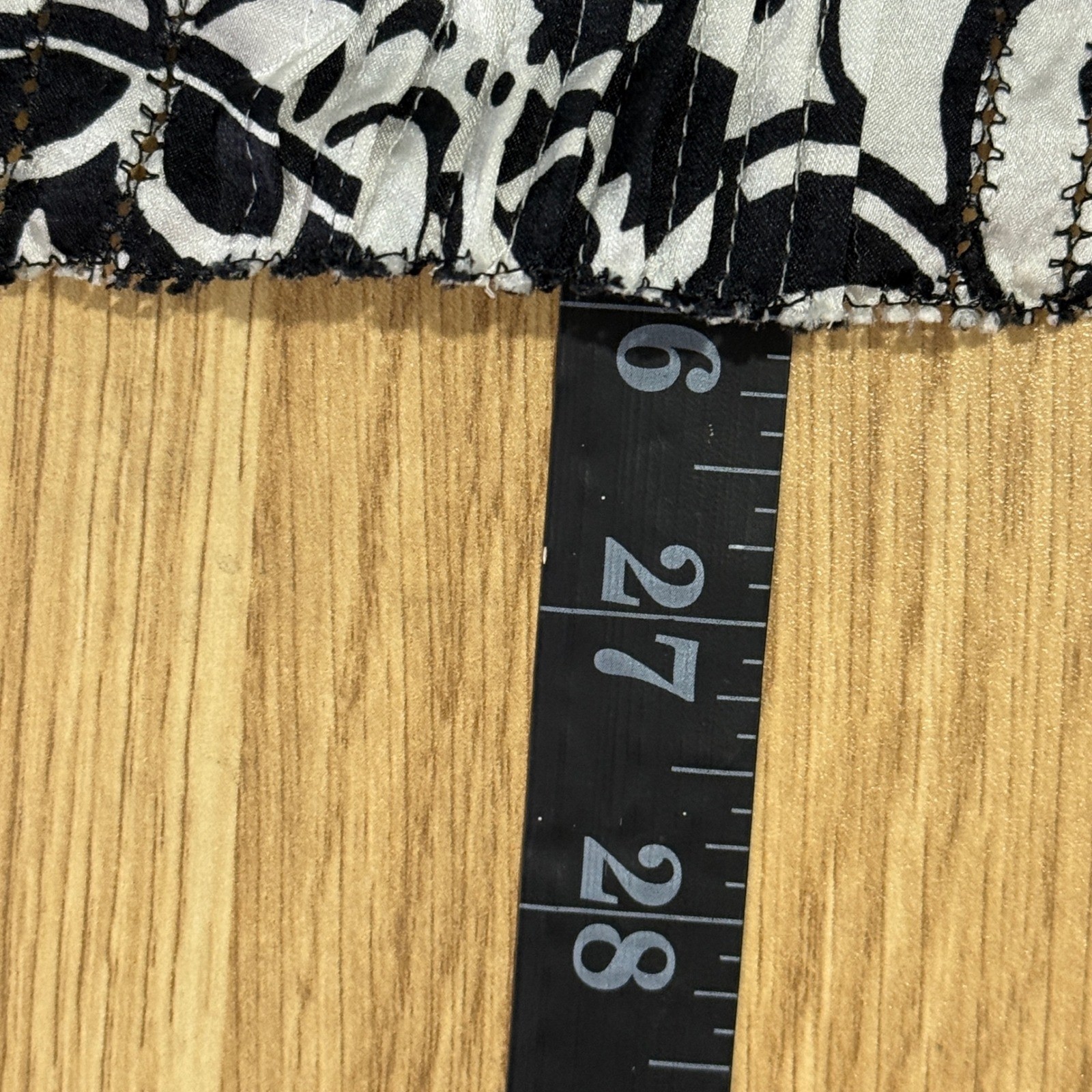 Vtg Y2K Express Design Studio Babydoll Top Sz M Black White embellished silk