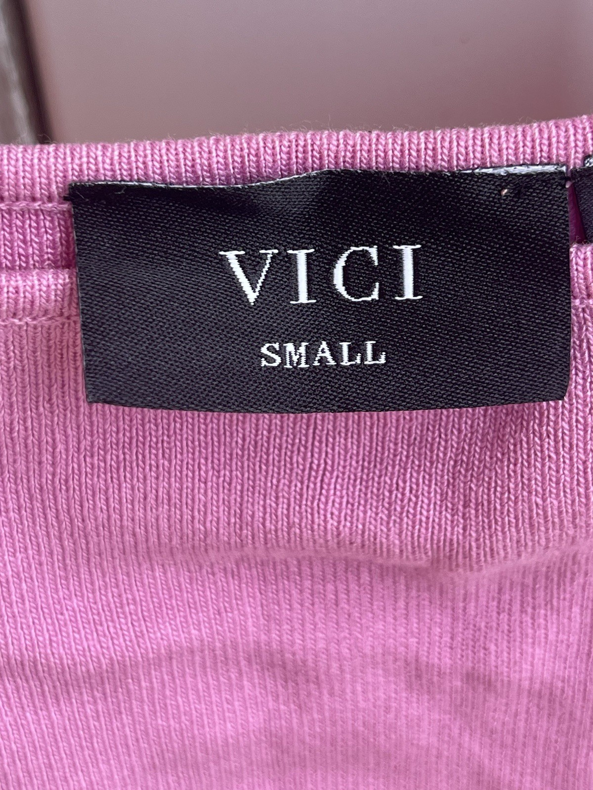 VICI Pink Elle Woods Barbiecore Pretty Eyelet Feminine Knit Cropped Blouse Sz S