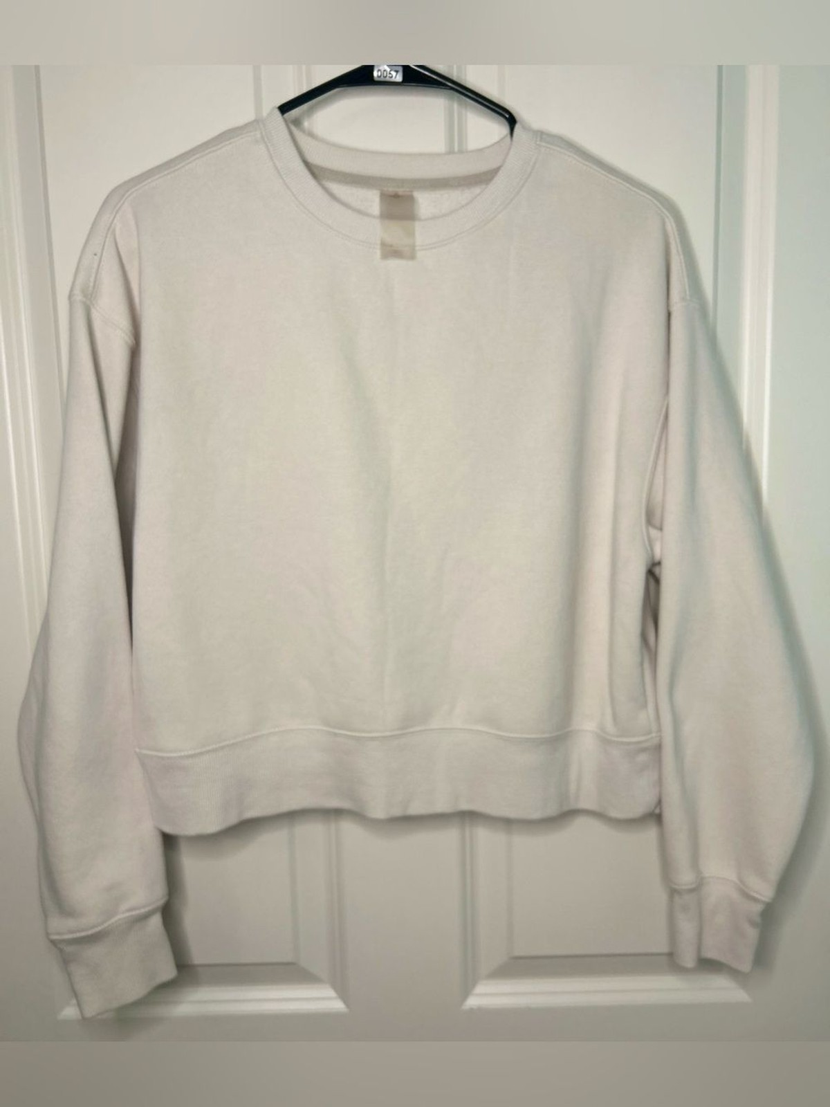 Harmony Balance Cream Cropped Sweatshirt crewneck