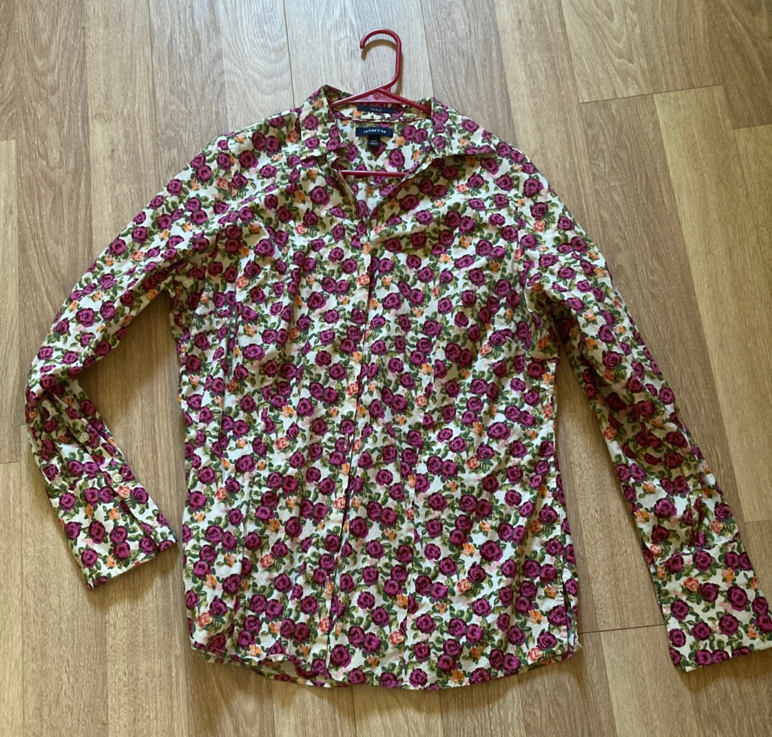 Lands’ End Button Down Women 16W Pink Magenta Floral Rose Blouse No Iron