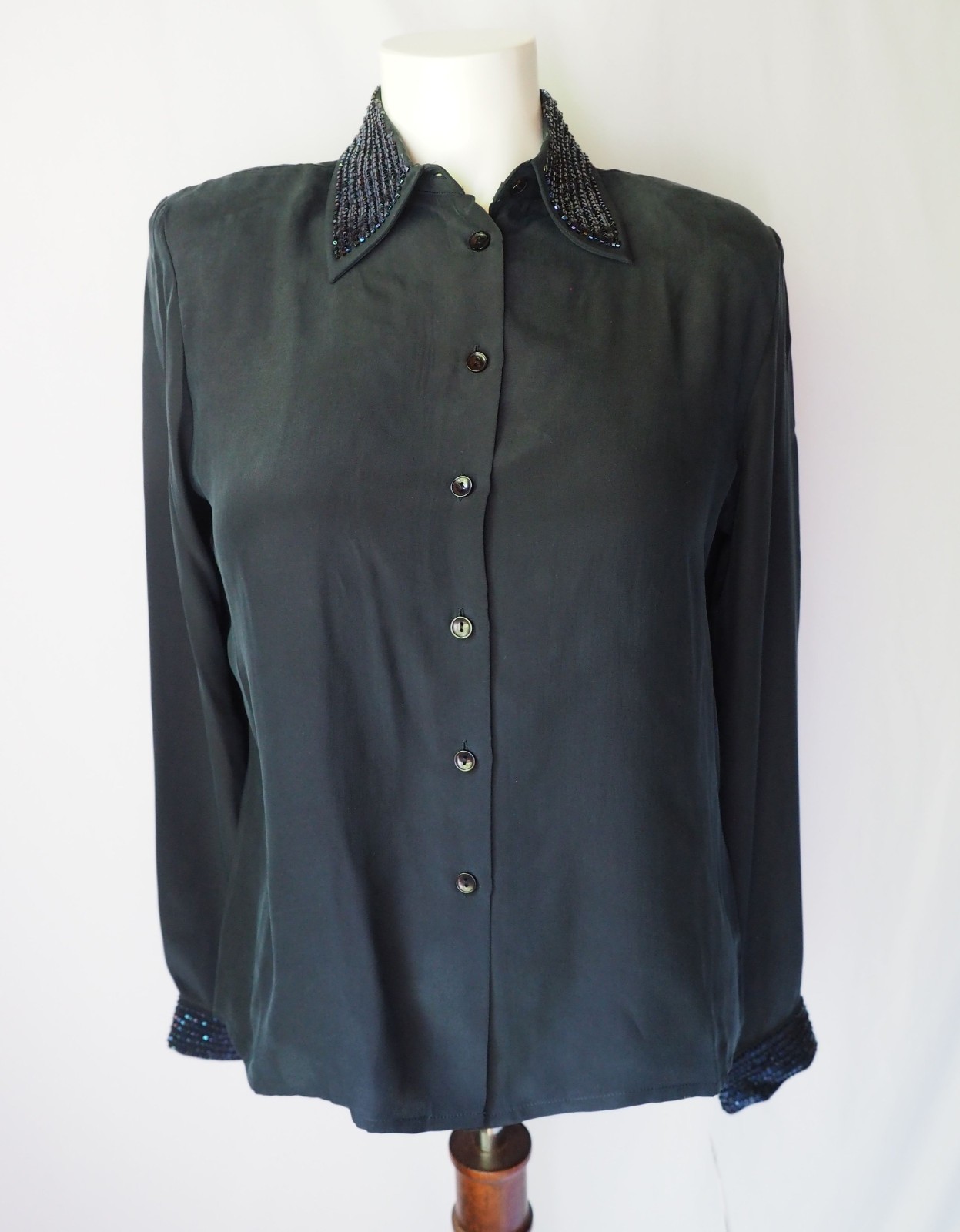 Jones New York Petite Engagement Sapphire Silk Blouse Beaded Sequin 6P $110