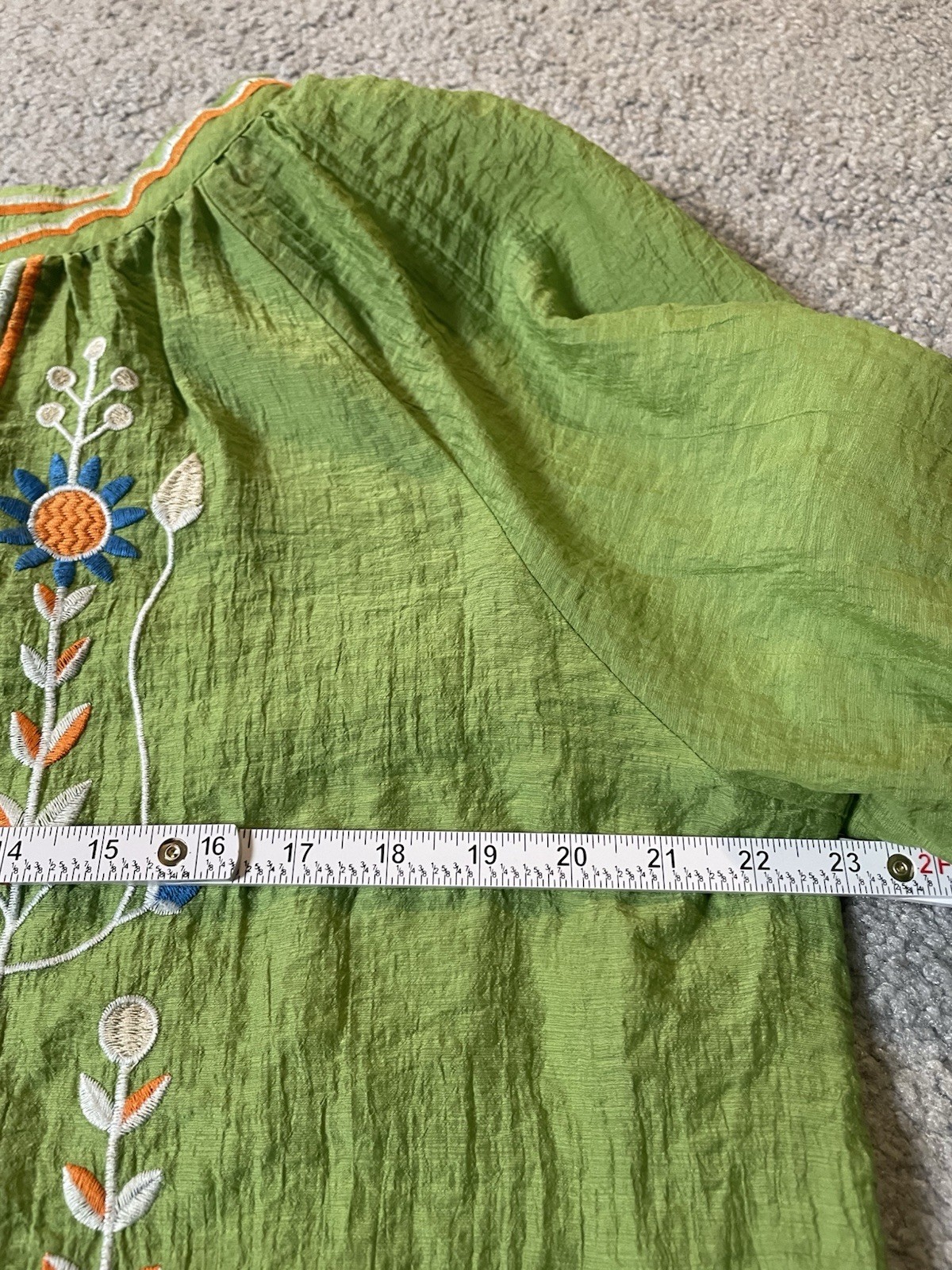 Liv Los Angeles Embroidered Floral Blouse Sz L Puff Sleeve Crinkly Boho Peasant