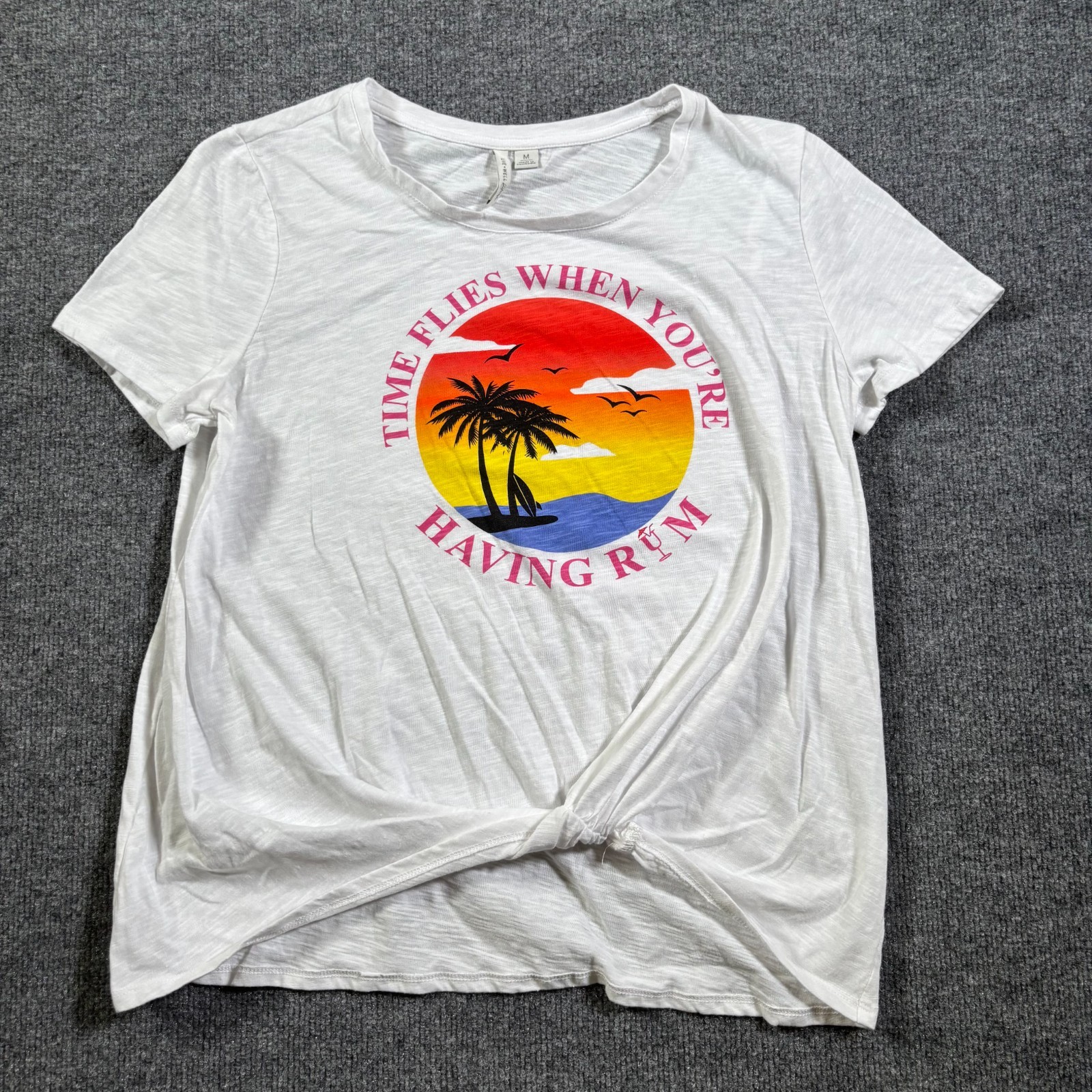 Live Well Lifestyle T-Shirt Women’s M White Cotton Graphic Tee Knotted Front