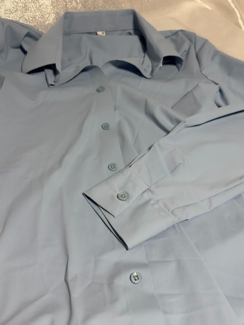 DESIGN IN PARIS BLUE SILKY BUTTON DOWN BLOUSE XS