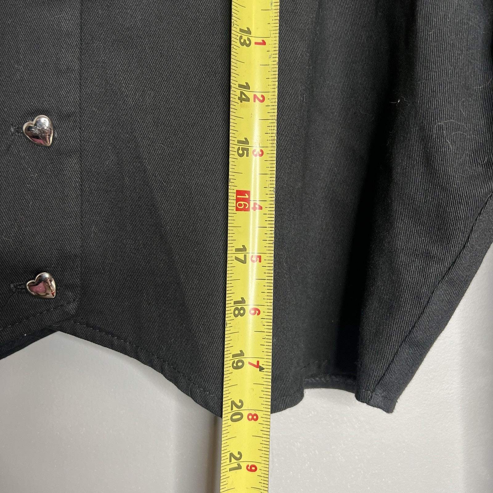 Vintage Banjo Western Black Heart Button-Up Cropped Blouse with Textured Sleeves