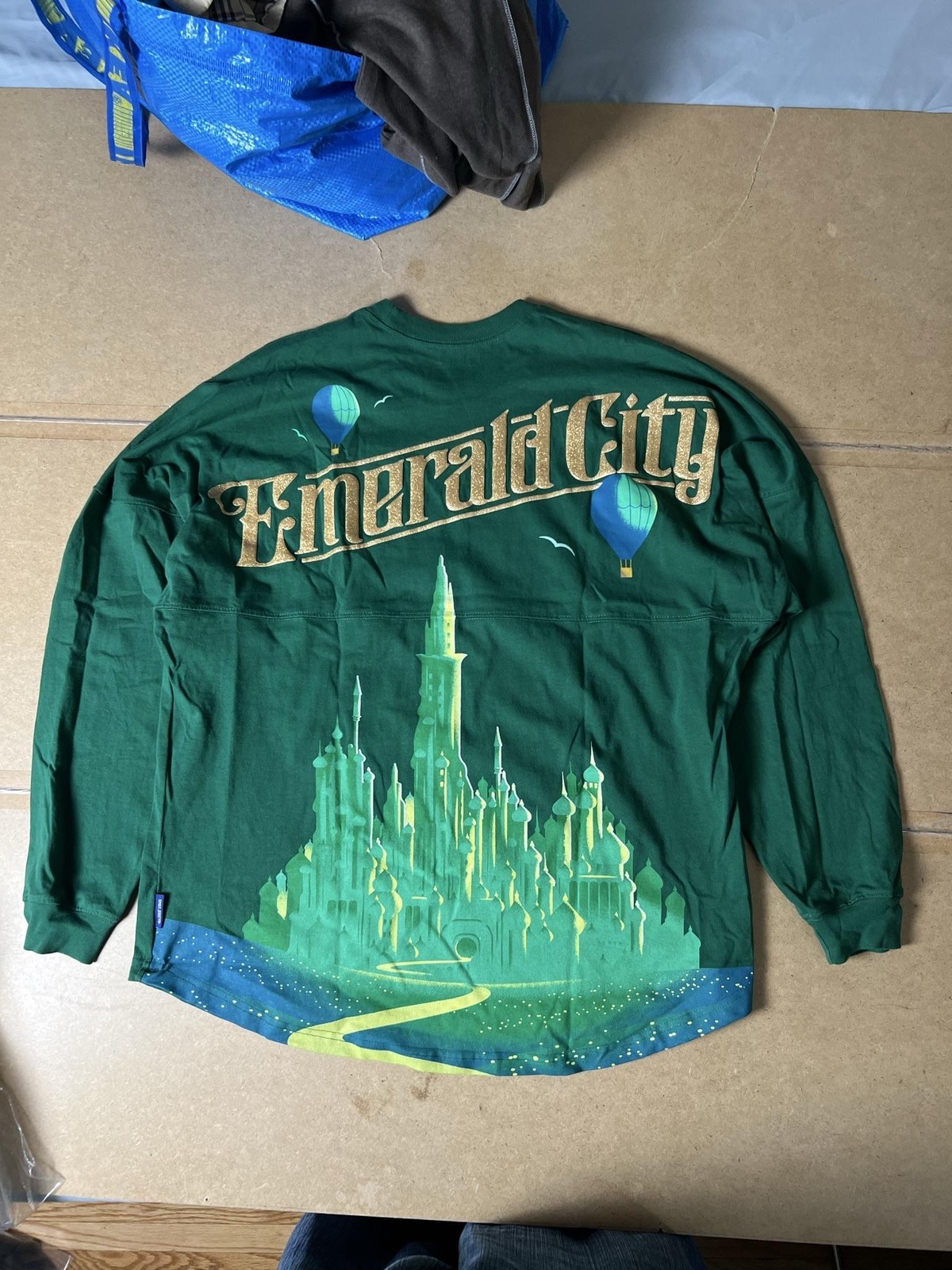 Universal Studios T-Shirt Unisex L Green Long Sleeve Jersey Glitter Pullover