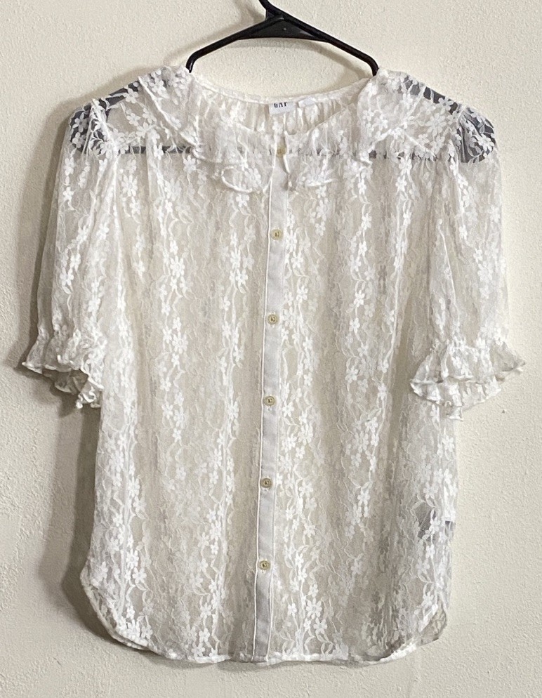 Gap Sheer Lace Blouse Women’s Sz M Button Up Puff Sleeve Lace Collar Coquette