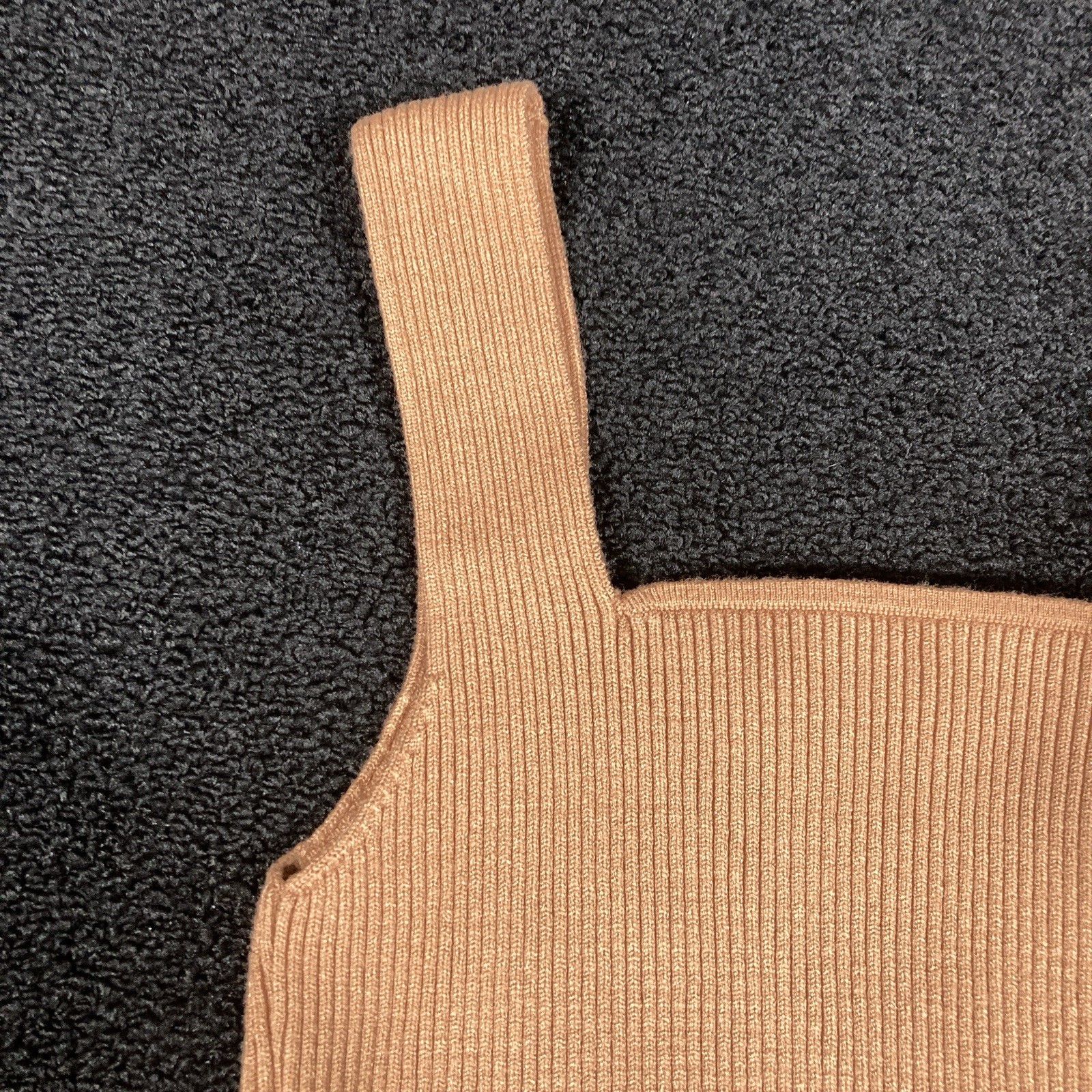 knit tank Sleeveless Crop Top Ribbed Medium Womens basics minimalist square neck