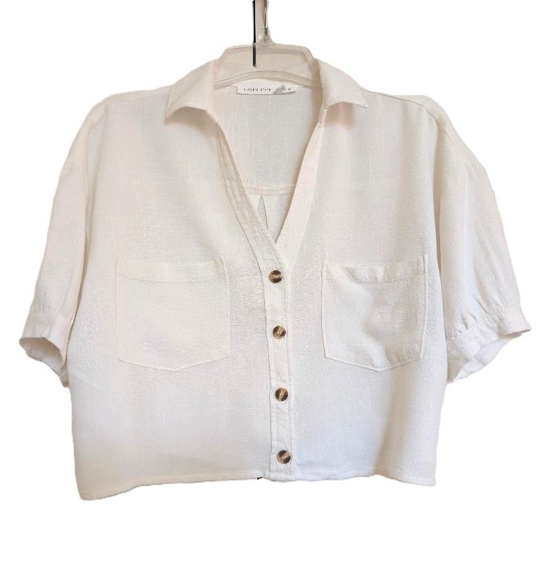 Altar’d State Linen Blend Camp Shirt Short Sleeve 4-Button-Front Collared V-neck