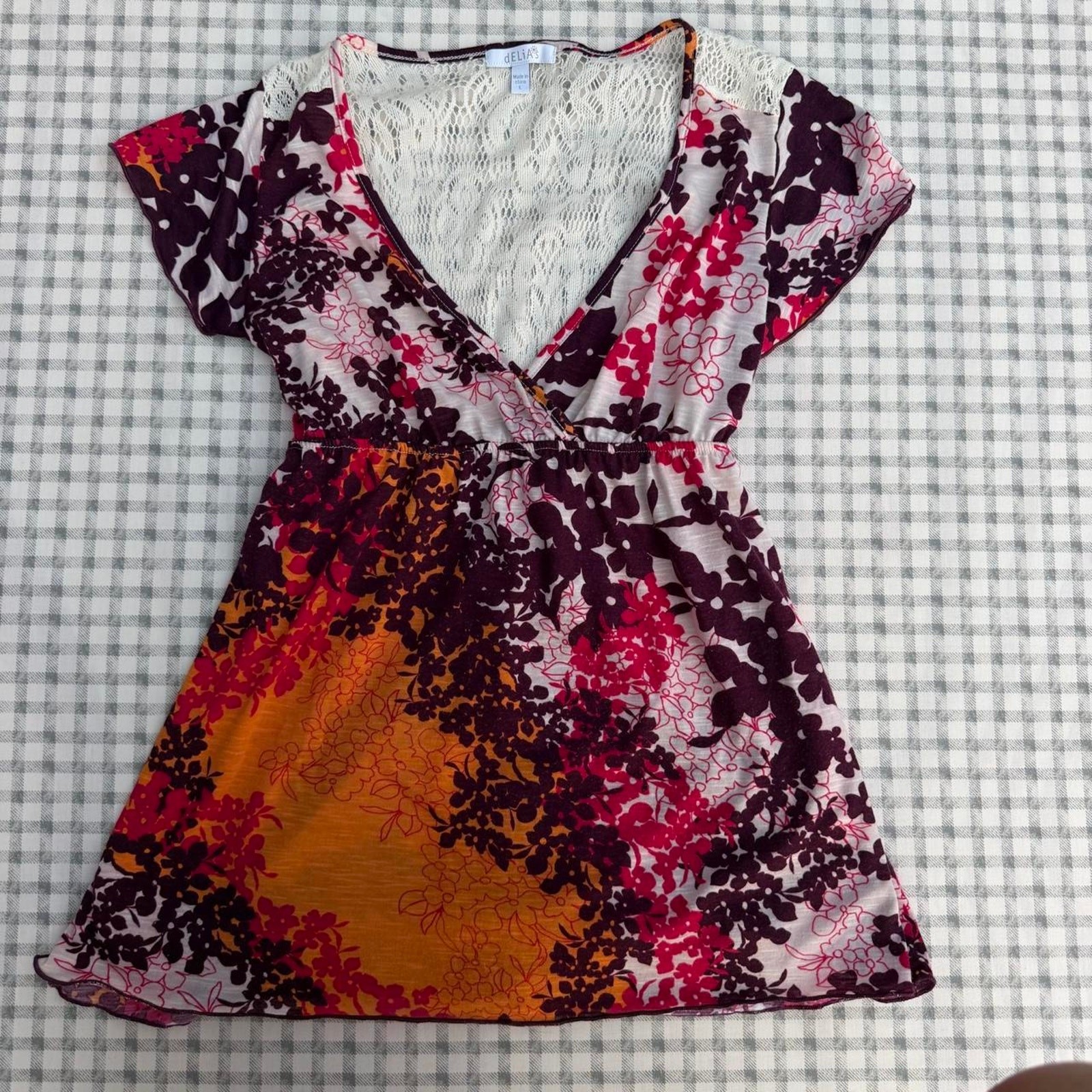 Delia’s 2000s pink and orange floral baby doll top