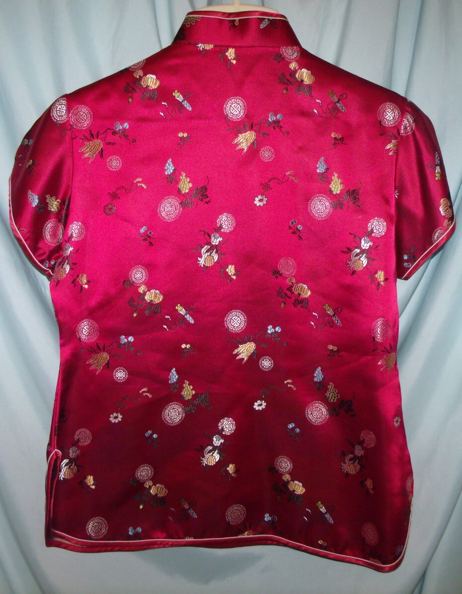 China Silk House Red Cheongsam Traditional Cap Slv Satin Blouse Size 40 or M Vtg