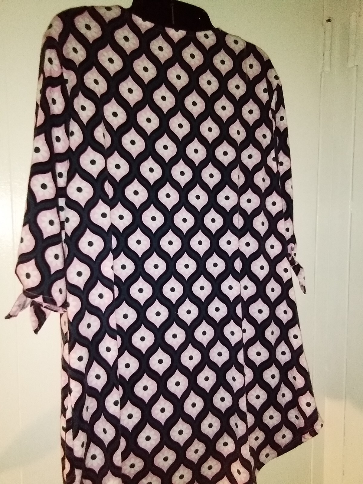 Pink & Black Top 30 Inches Long Tie Bow Balloon Sleeves Large