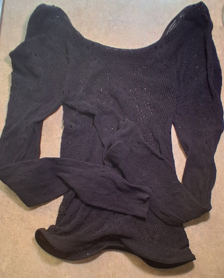 WOMAN’S NWOT BLACK NETTED STRETCH LONG SLEEVE SEXY SKULL TOP ONE SIZE S M L