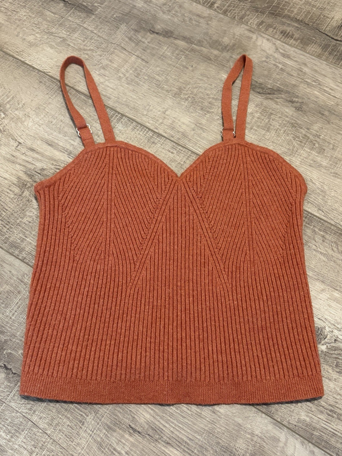Wild Fable Women M Burnt Orange Solid Ribbed Knit V-Neck Cami Tank Crop Top